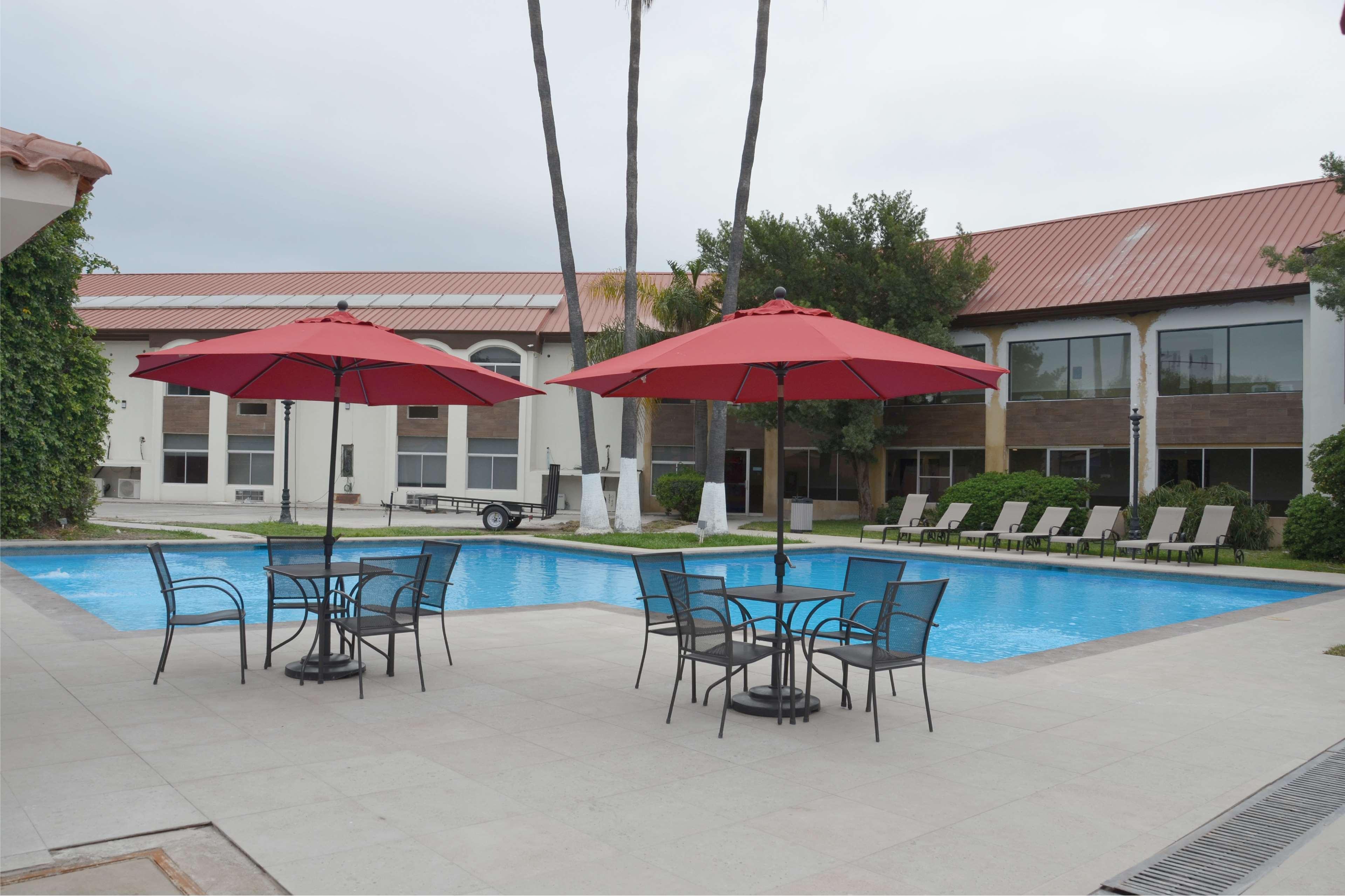 Days Inn By Wyndham Piedras Negras Buitenkant foto